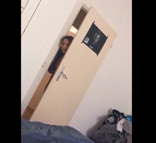 Miabl*w Porno Video: Freund meiner Freundin verführt